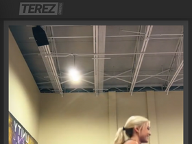 'terezowens.com' screenshot