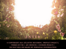 'melaniemartinezmusic.com' screenshot