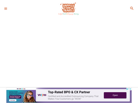 'happilyevertravels.com' screenshot