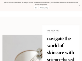 'theblushingbliss.com' screenshot