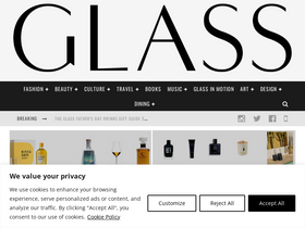 'theglassmagazine.com' screenshot