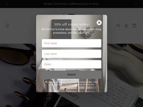 crafteddesigns.co homepage screenshot