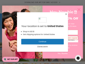 'lucyandyak.com' screenshot