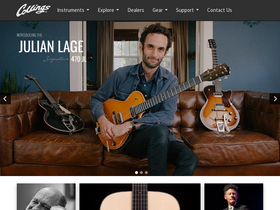 'collingsguitars.com' screenshot