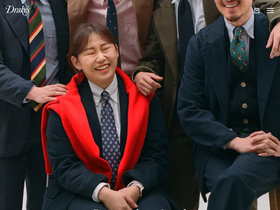 'drakes.com' screenshot