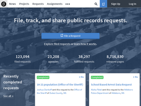 'muckrock.com' screenshot