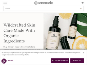 'annmariegianni.com' screenshot