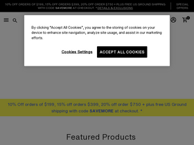 'pantone.com' screenshot