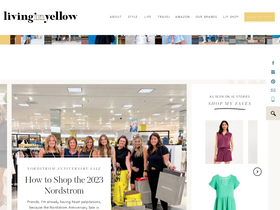 'livinginyellow.com' screenshot