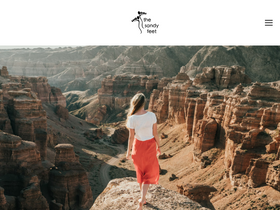 'thesandyfeet.com' screenshot