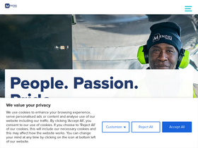 'menziesaviation.com' screenshot