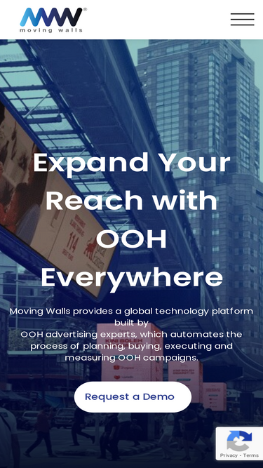 movingwalls.com