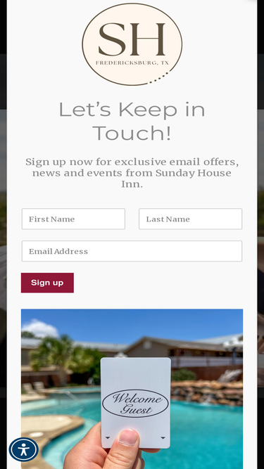 sundayhouseinn.com