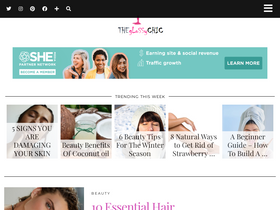 'theglossychic.com' screenshot