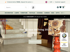 'livingandcompany.com' screenshot