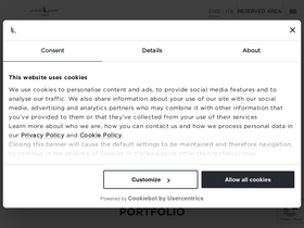 'luxurylivinggroup.com' screenshot