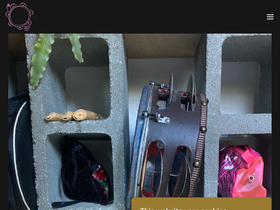 monicaraqs.com
