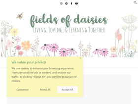 fieldsofdaisies.com